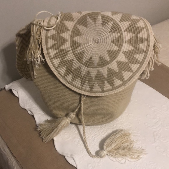 NWOT Authentic Wayuu Indians Ethnic crochet mochila bag - Picture 7 of 10